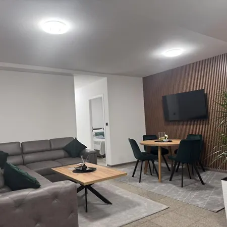 Apartament Booem *